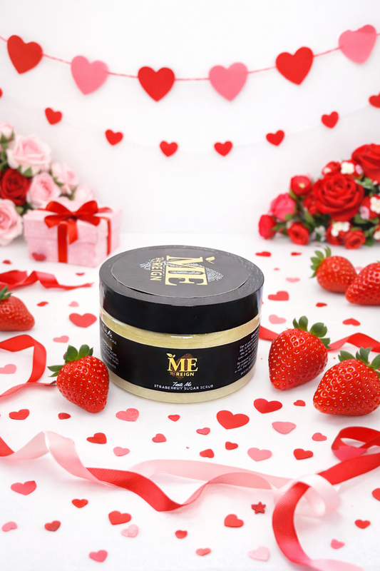 TASTE ME Strawberry & Cream Sugar Scrub